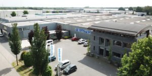 Steenbok Natuursteen Kerasom kantoor magazijn omslagfoto